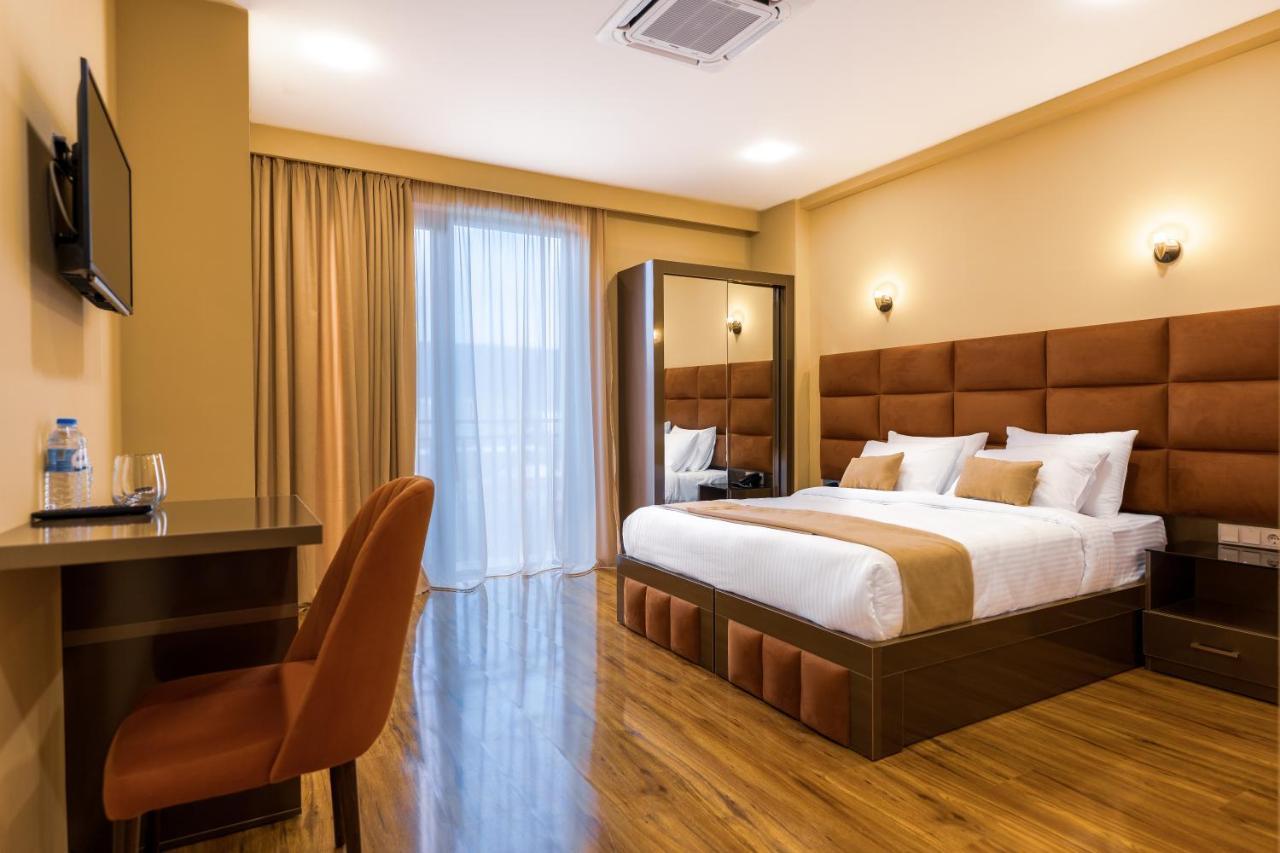 Hotel Residence Plaza Tbilisi Eksteriør billede