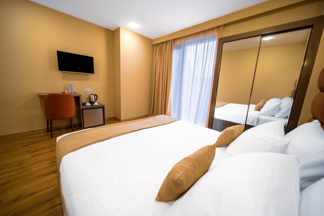 Hotel Residence Plaza Tbilisi Eksteriør billede