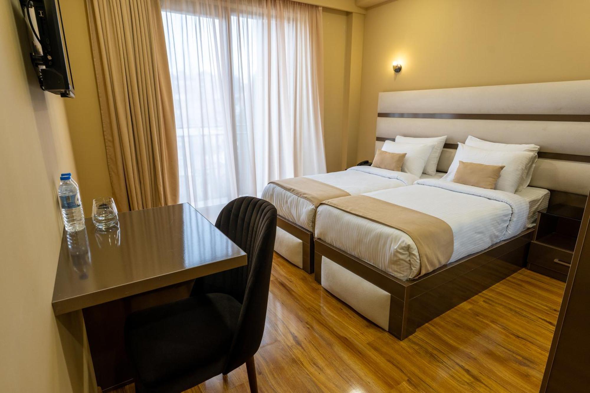 Hotel Residence Plaza Tbilisi Værelse billede